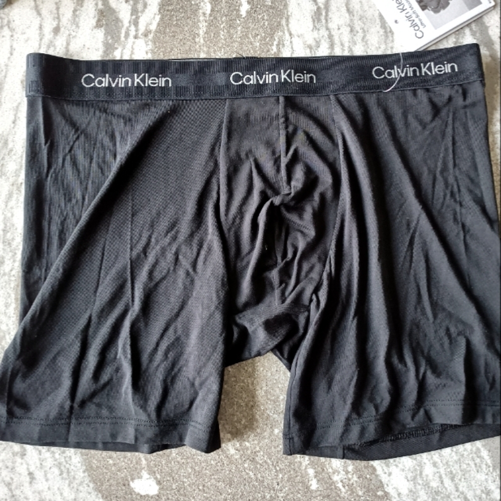 NEW Calvin Klein Ultra-Soft Modern Boxer Brief Underwear Size Medium